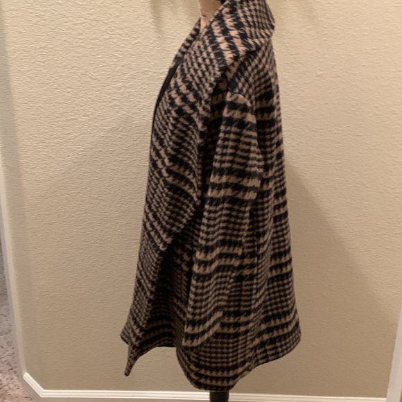 Elie Tahari Wool Coat - Picture 9 of 15